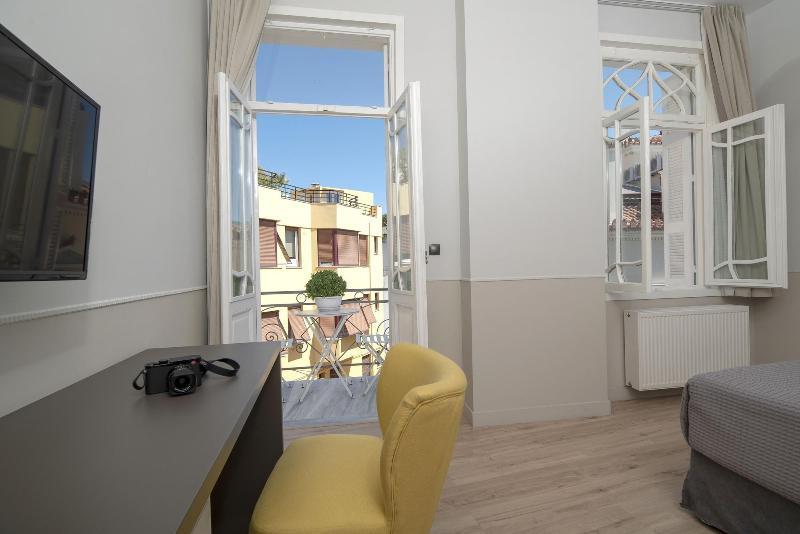 Plaka Arch Suites Athen Exterior foto