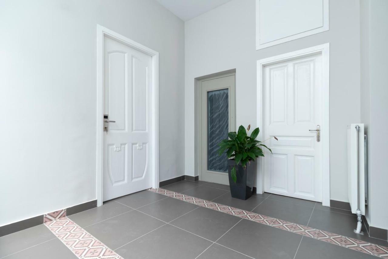Plaka Arch Suites Athen Exterior foto
